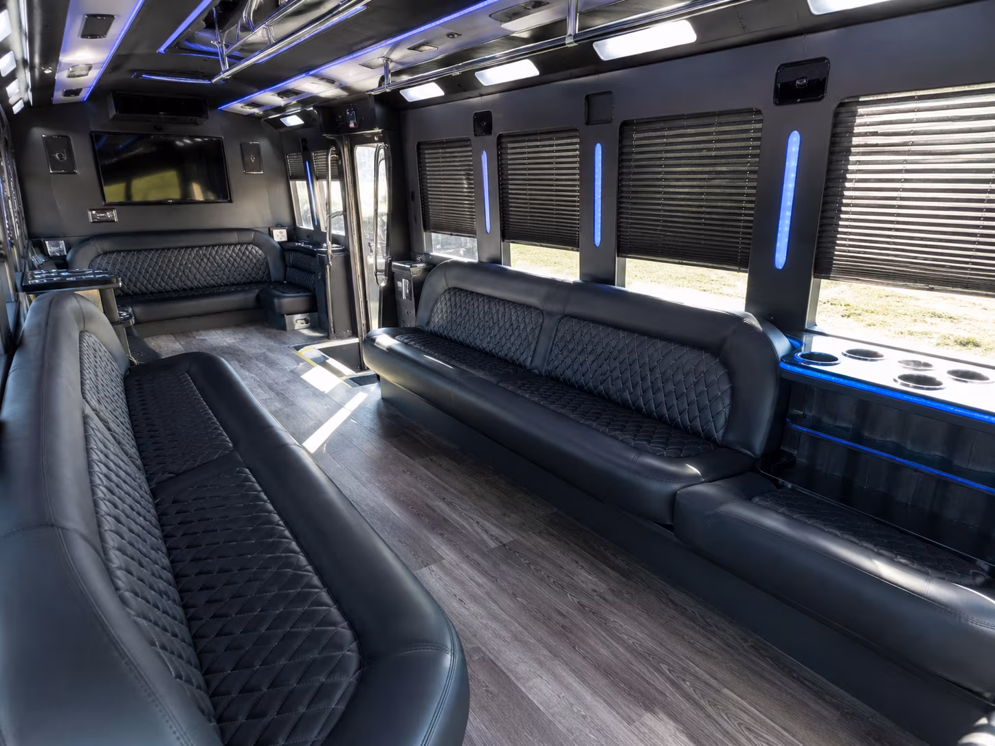 antelope valley wine trail vineyards party bus rental