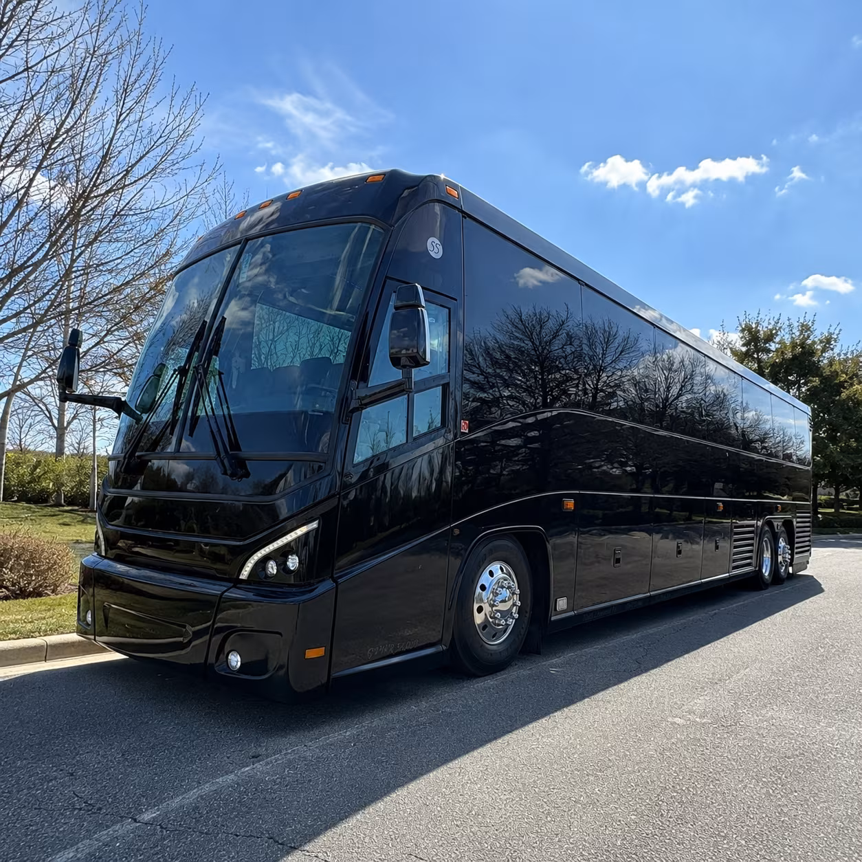 los angeles county government agency shuttle buses from palmdale